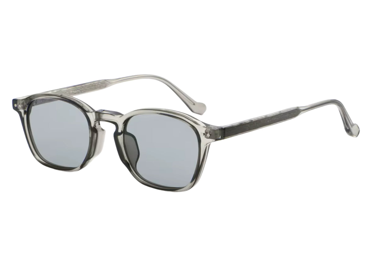 AERO - Crystal Grey Frame - Grey Lens